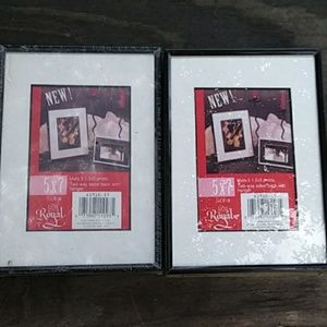 2 picture Frames